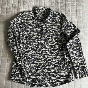 Patagonia Women’s Corduroy Button Down Shirt Size 6, Small